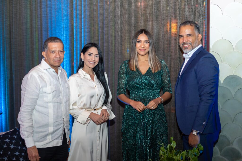 Reyes Guzmán, Yinet Then Comprés, Nairobi Vilora y Aquiles Ramírez