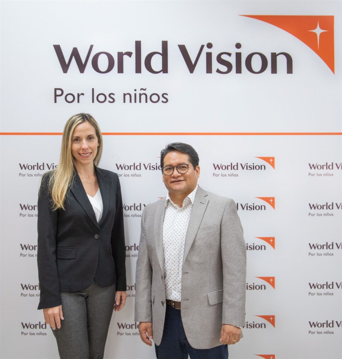 Ilonka-Herrera-y-Juan-Carlo-Ramirez, directivos de World Vision Rep. Dom