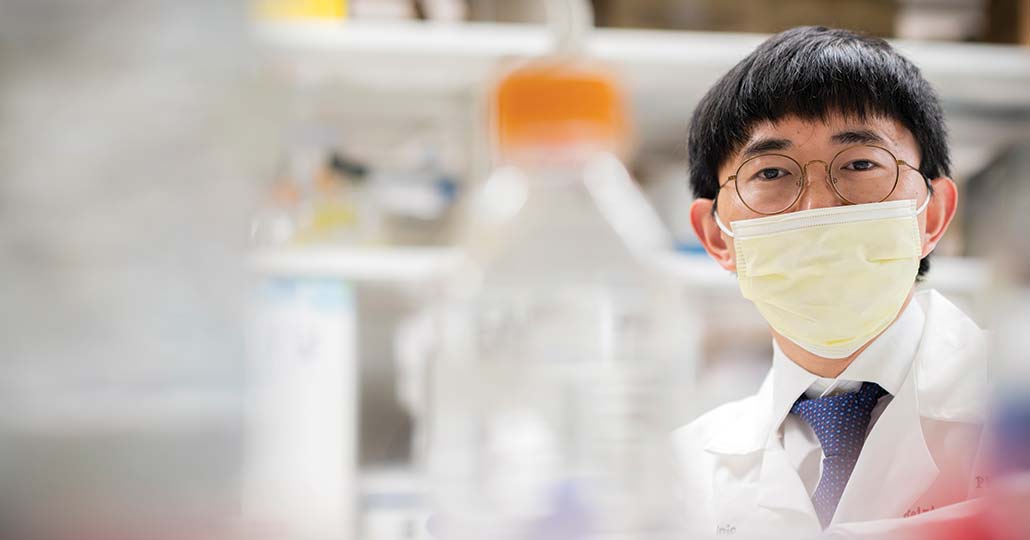 Feixiong Cheng, Ph.D., del Instituto de Medicina Genómica de Cleveland Clinic