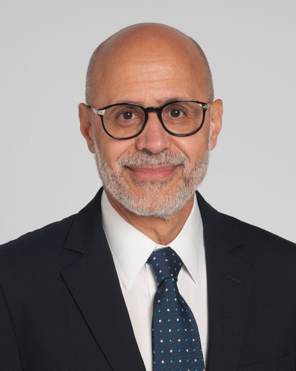 Doctor Omar Massoud, jefe de Hepatología de Cleveland Clinic